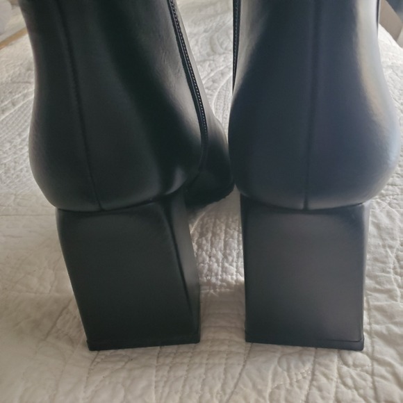 Black Square Toe Block Heel Ankle Boots Size 7 - Picture 6 of 10